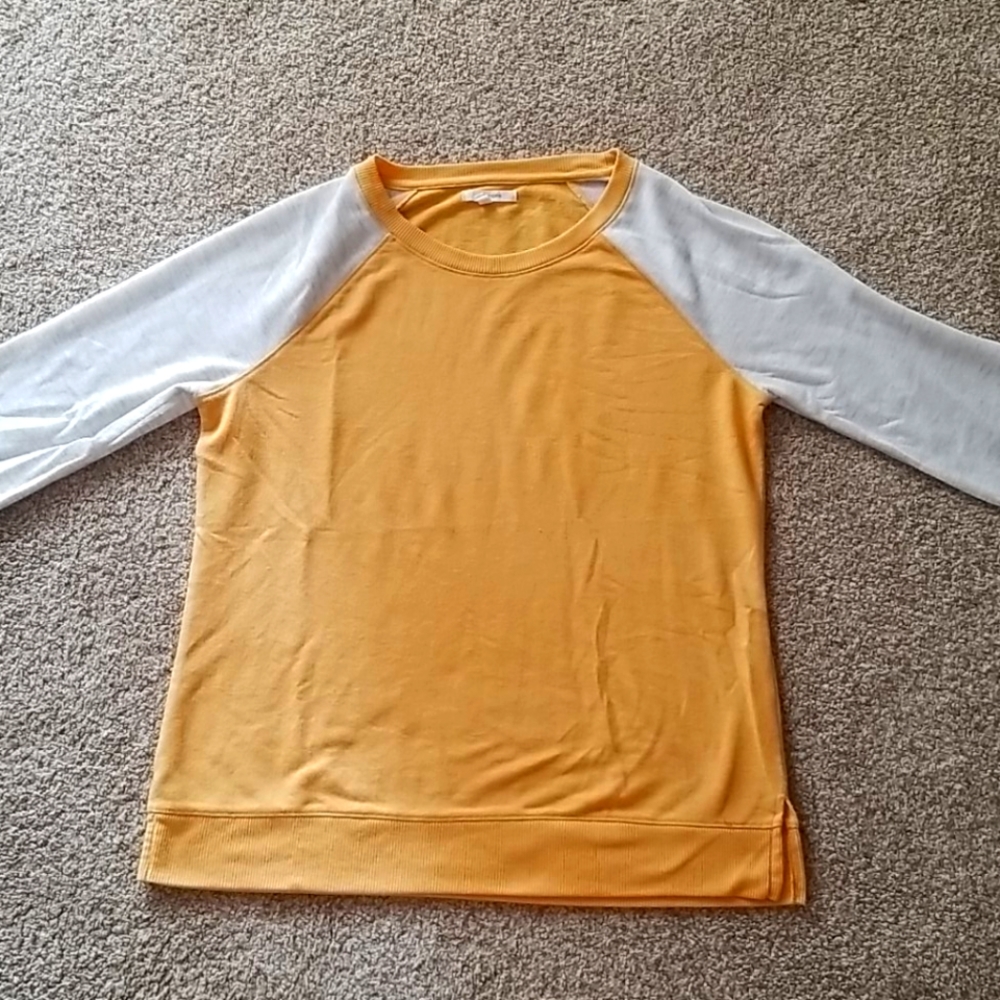 Long sleeve sweater